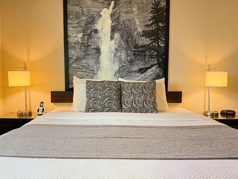 Standard Room, 1 King Bed